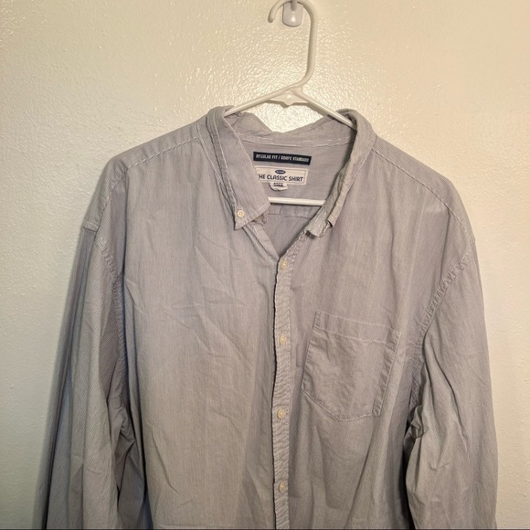 Old Navy The Classic Button Down Shirt White Stripes - Picture 2 of 9